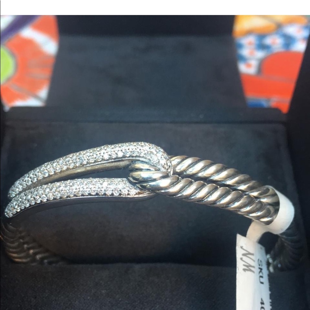 David Yurman Single-Loop  Labyrinth bracelet.